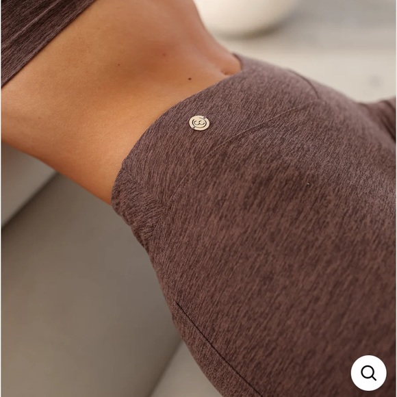 NWT Stacci Nori V-elves Leggings - Picture 5 of 8